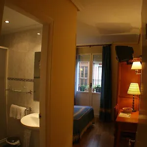 pension-bilbao.bilbaohotelsspain.com/